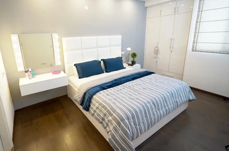 Wardrobes & bedrooms by D'tone Interiors